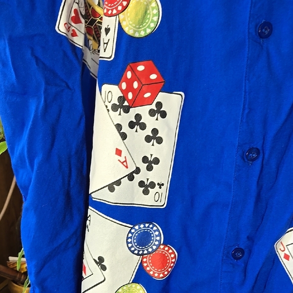 Blue Poker Themed Button-Up Shirt Size 4x. - Picture 5 of 6